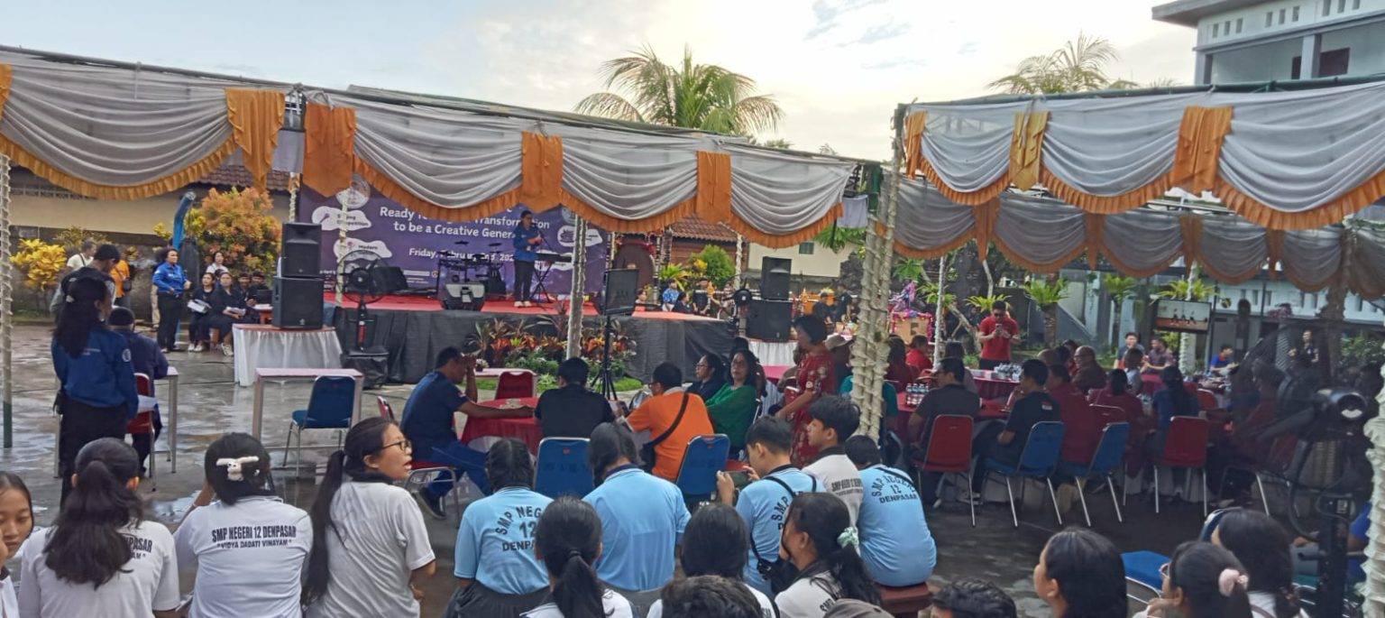 Peran Serta Koramil 1611- 01/Dentim Di HUT SMK Dwijendra