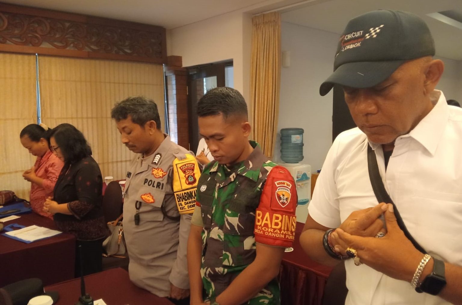 Babinsa Dangin Puri Kauh Serta Merta Dalam Musdes Diwilayah Binaan