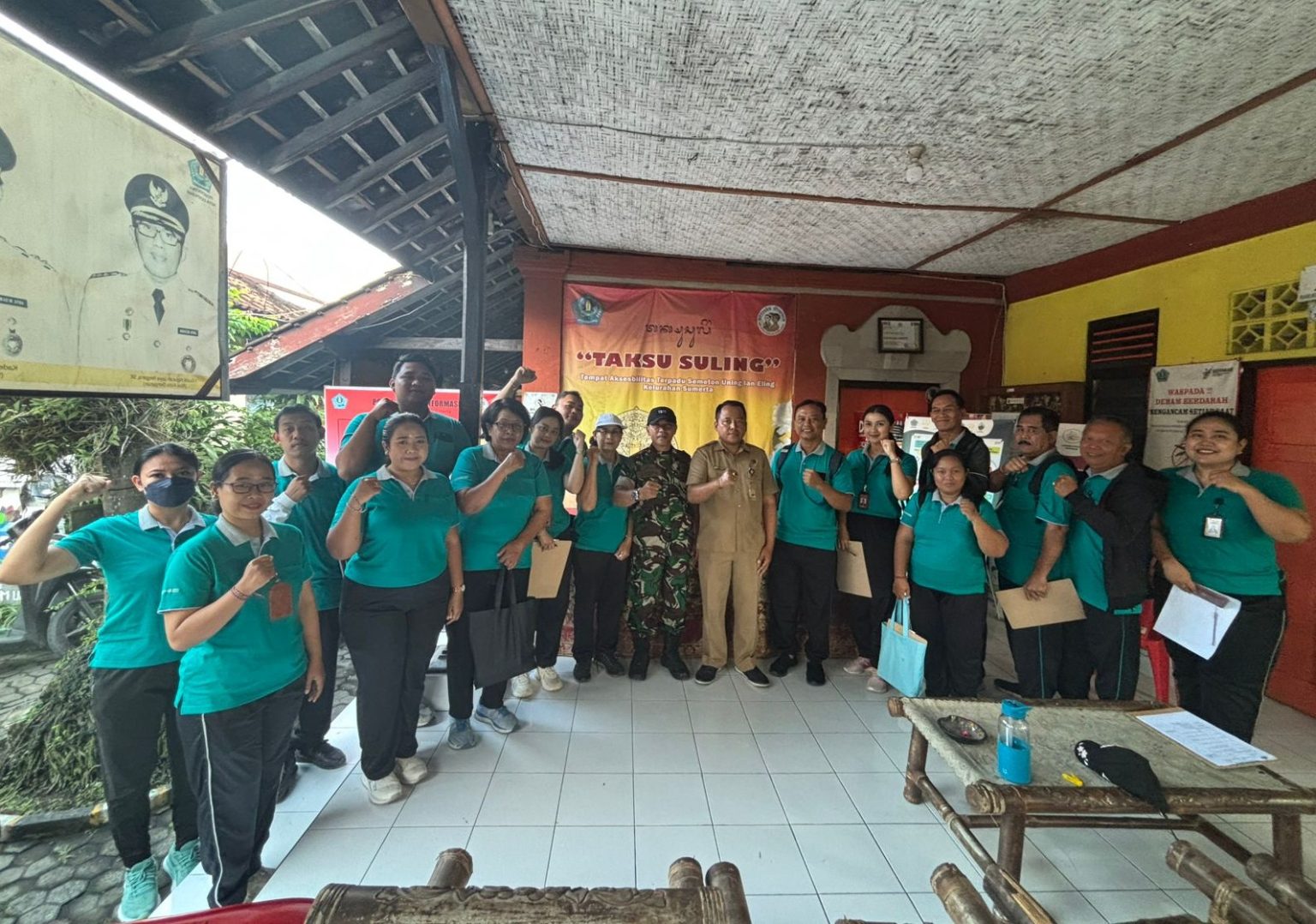 Babinsa Kelurahan Sumerta Kolaborasi dengan Pemerintah Desa dalam Penilaian Lomba