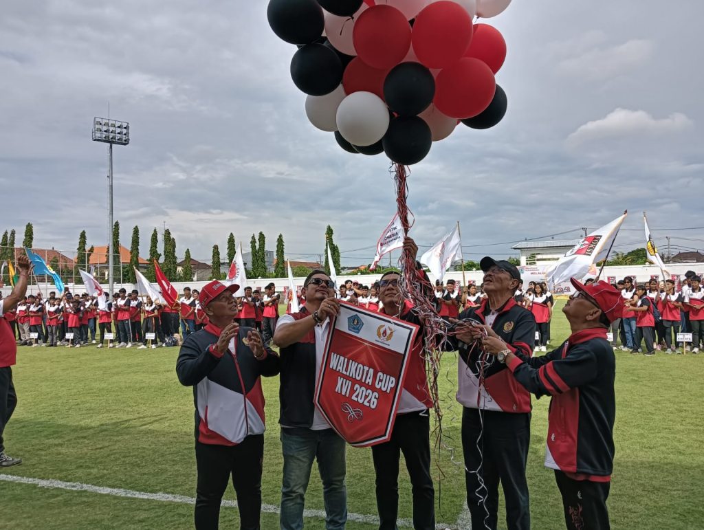 Dandim 1611/Badung Hadiri Pembukaan Piala Wali Kota Denpasar ke-XVI Tahun 2026 di Stadion Kompyang Sujana