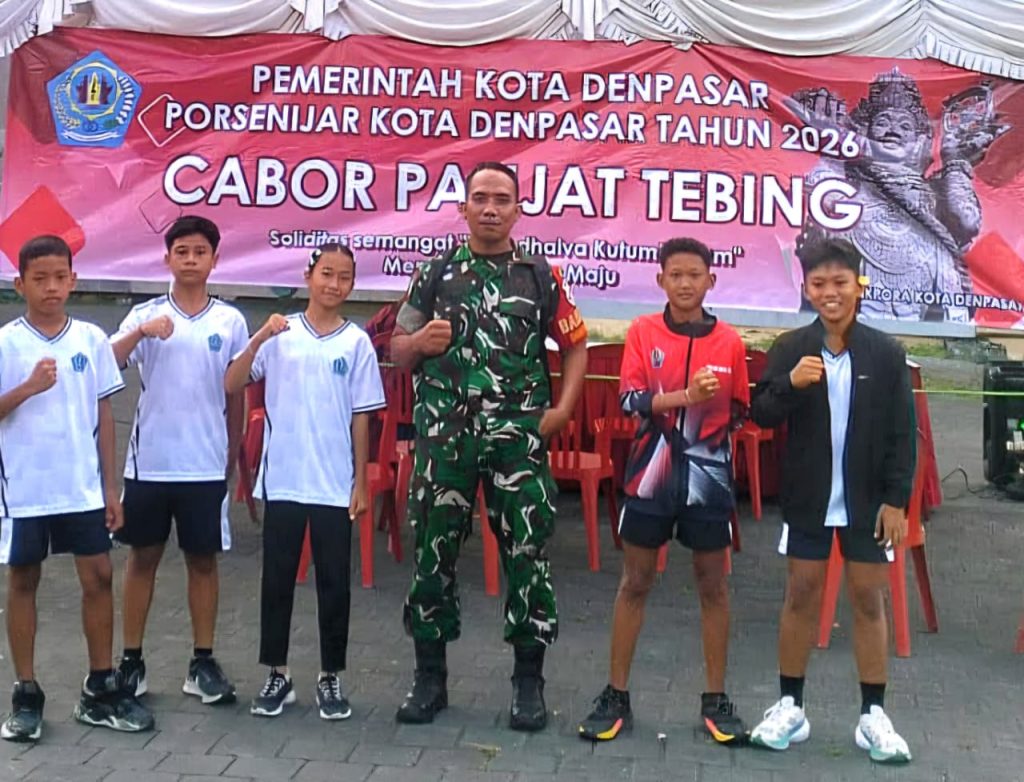 Porsenijar 2026: Babinsa Koramil 1611-07/Denbar Pastikan Keamanan Pertandingan Pelajar Terkendali