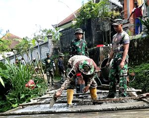 Karya Bakti TNI Kodim 1611/Badung: Pembangunan Jembatan Desa Pangsan Memasuki Hari ke-15