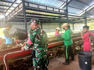 Serka Made Windia Dampingi Kegiatan Edukasi Sampah di Jagapati, Siswa Antusias Belajar Lingkungan