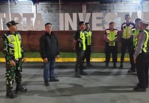 Demi Rasa Aman Warga, Babinsa dan Elemen Masyarakat Patroli Menyeluruh Wilayah Desa Mambal