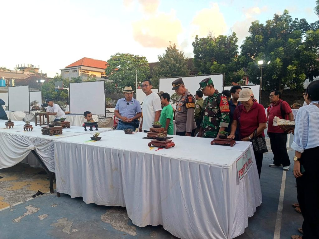 Koptu Roni Wijaya Saputra: Ajang Bonsai Nasional Dorong Silaturahmi dan Ekonomi Warga Tegal Harum