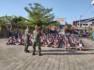 Selama Empat Hari, Pelda Nyoman Anom Koramil 1611-07/Denbar, Bina Karakter Pemimpin OSIS SMPN 15 Denpasar