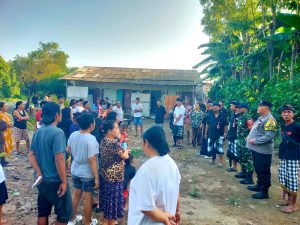 Pantau Perkembangan Warga Pendatang, Babinsa Serda Mettinos Da Costa Awasi Pelaksanaan Duktang