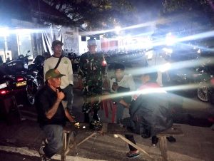 Meriahkan HUT RI ke-81: Pertandingan Piala Perbekel Cup Bola Voli, Babinsa Pastikan Berjalan Tertib