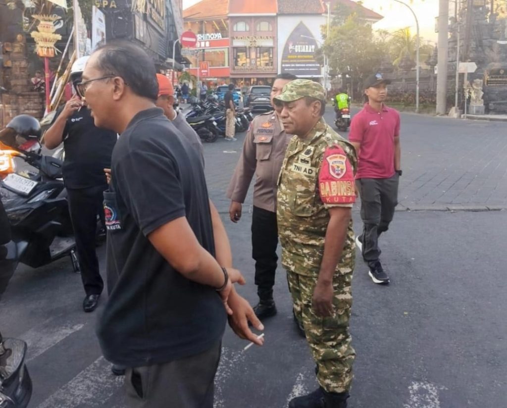Sidak Terpadu Lintas Sektoral: Babinsa dan Tim Gabungan Tertibkan Gepeng, Parkir Liar hingga Ojek Tidak Resmi