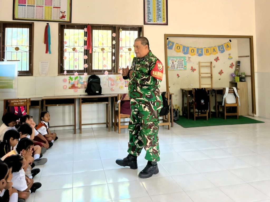 Serma I Nyoman Subrata Edukasi Pencegahan Perundungan di SDN 1 Taman, Ciptakan Lingkungan Sekolah Bebas Perundungan